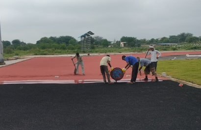 Wear layer application (PU + EPDM)